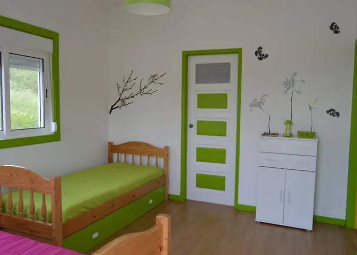 Casa 4 Estaçoes * Batalha